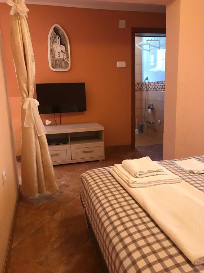 Holiday Home Orange Utjeha Dış mekan fotoğraf